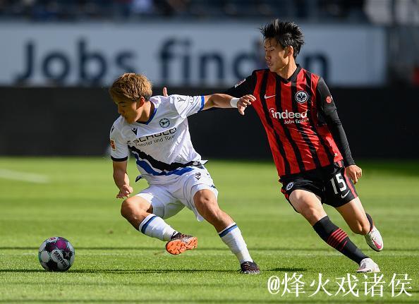 德甲补赛“日本德比” 36岁长谷部诚平车范根纪录 德甲补赛“日本德比” 36岁长谷部诚平车范根纪录